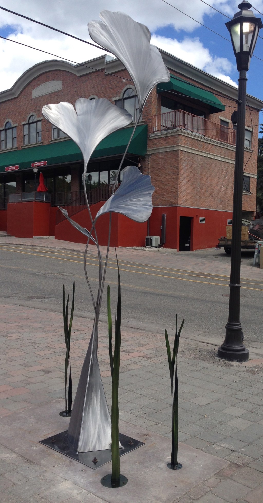 SPROUTING SCULPTURE